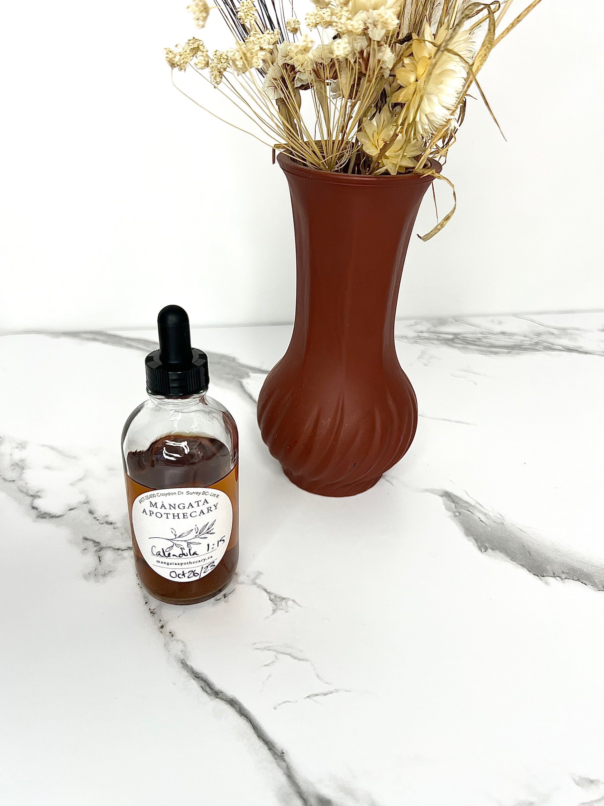 Calendula Tincture - Product Image For Mangata Dispensary